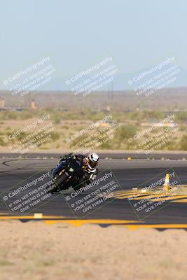 media/May-12-2024-SoCal Trackdays (Sun) [[ad755dc1f9]]/1-Turn 11 (730am)/